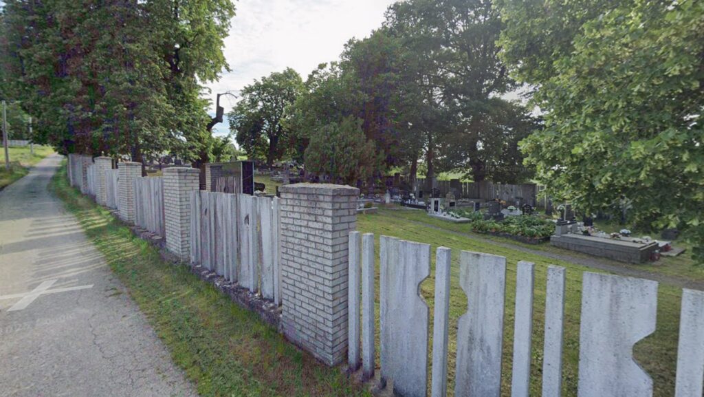 Kolumbárium Trstin_cintorín