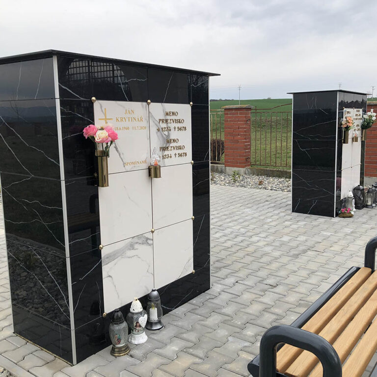 Moderné kolumbárium v obci Žabokreky nad Nitrou s elegantným dizajnom